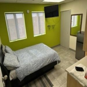 Hotel Amr Hotel Inc 4*