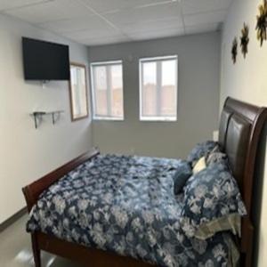Hotel Amr Hotel Inc